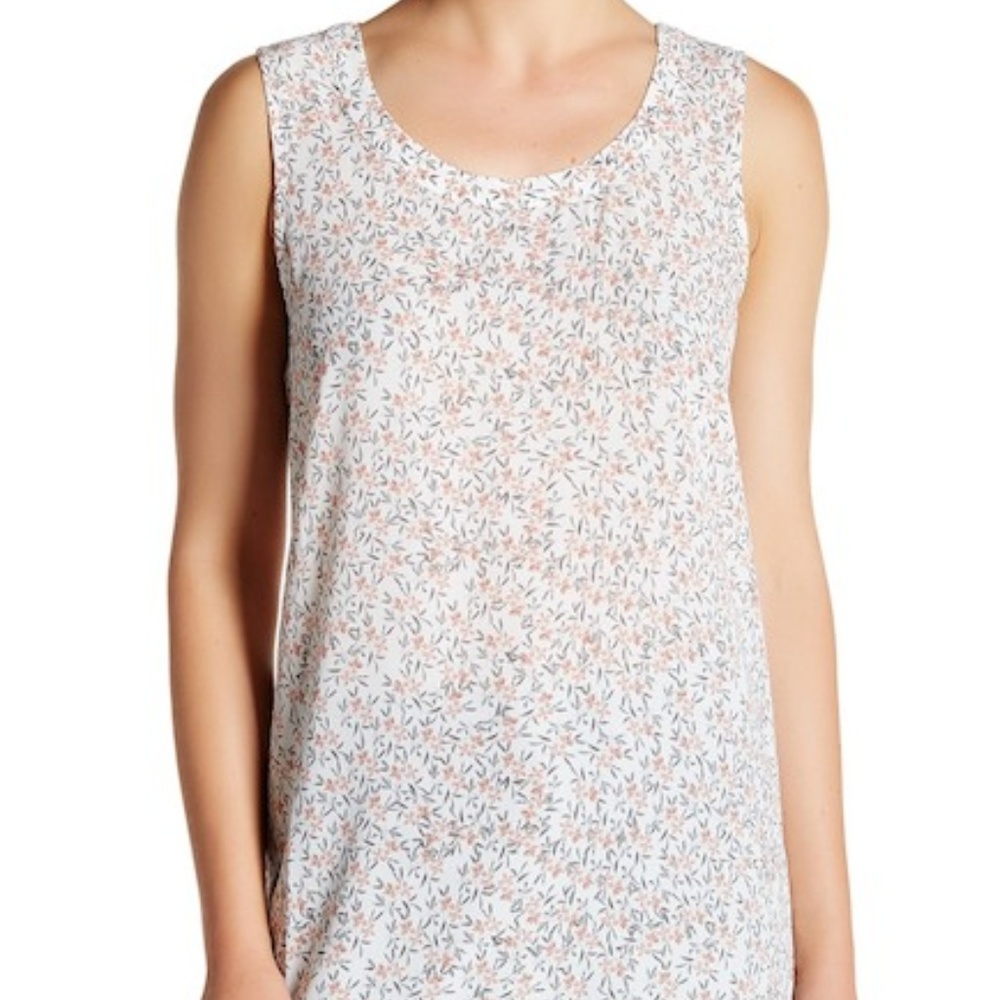 Pleione Sleeveless Printed Pleat Back Blouse